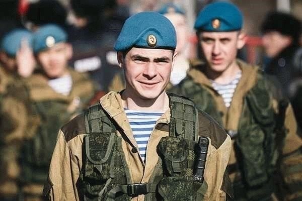  Контрактные обязательства: С некоторыми резервистами могут быть заключены контракты, требующие выполнения определенных обязанностей. Эти обязательства должны выполняться в соответствии с условиями, установленными военными властями.