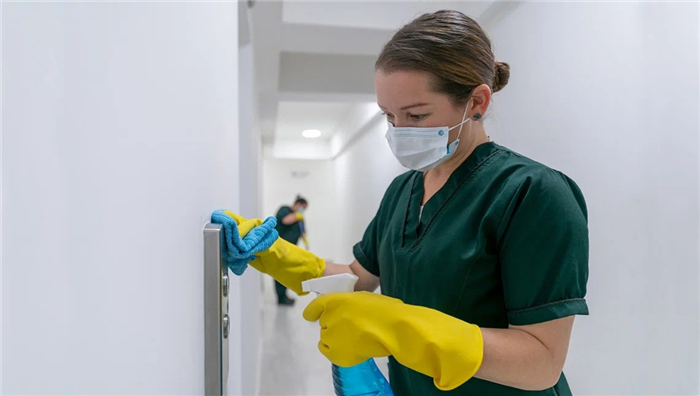 Оценка условий труда уборщика помещений