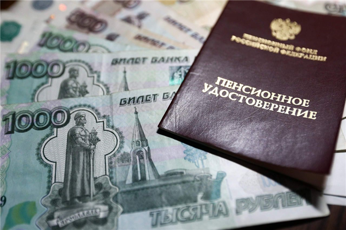 Индексация пенсий после «увольнения с работы» пенсионера: риски работодателя