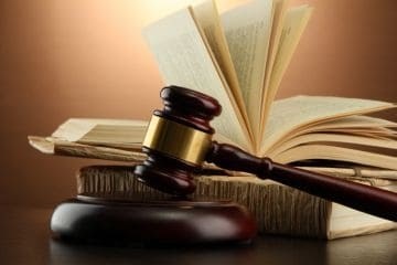 Отказ несовершеннолетнего ребенка