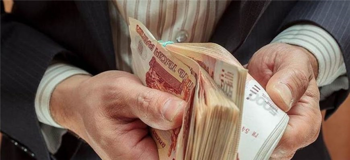 Сколько зарабатывают депутаты сегодня?