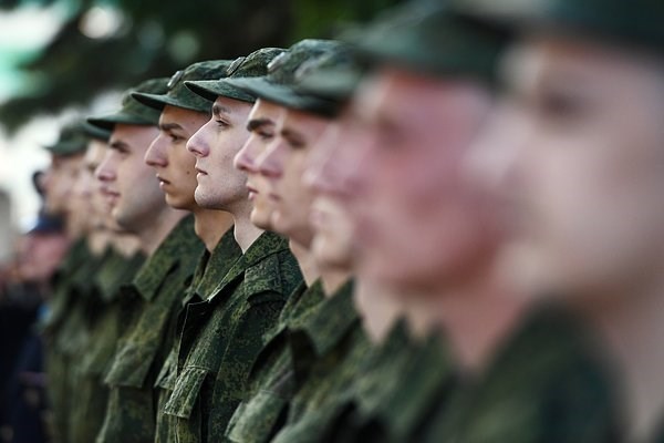 До какого возраста призывают в армию