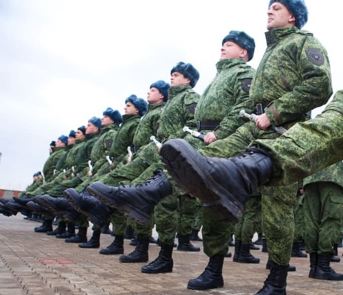 Подъем и отбой во сколько?