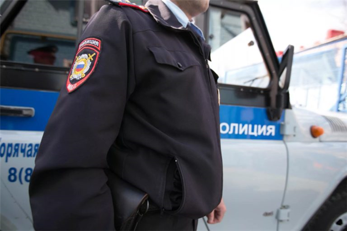 Грозит лишение свободы и штраф за оскорбление полицейского