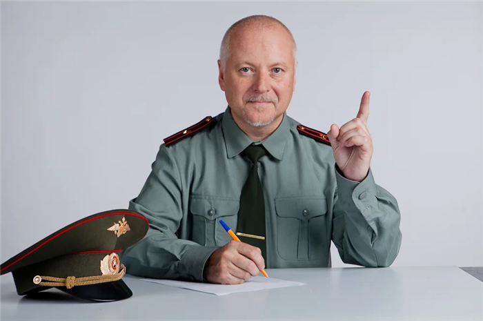 Сколько получают контрактники в армии?