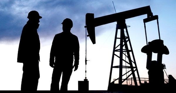 Доход нефтяников в России с учетом их специализации