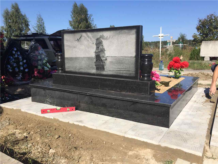 Восстановление надписи на памятнике