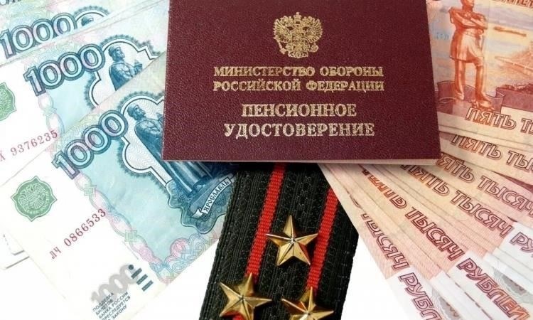 Основные аспекты расчета выслуги летПраво на пенсию для жены военнослужащего рассчитывается исходя из суммарного времени прохождения ее мужем действительной службы. Это определяется различными факторами, в том числе тем, как долго военнослужащий проходил действительную службу и насколько это время совпадает с периодом, когда пара состояла в браке. Важно отметить, что время службы супруга не учитывается отдельно, а связано с временем военной службы. В нормативных статьях и соглашениях государства будет уточнено, засчитывается ли дополнительное время при перерыве в службе или при переходе военнослужащего в резерв.