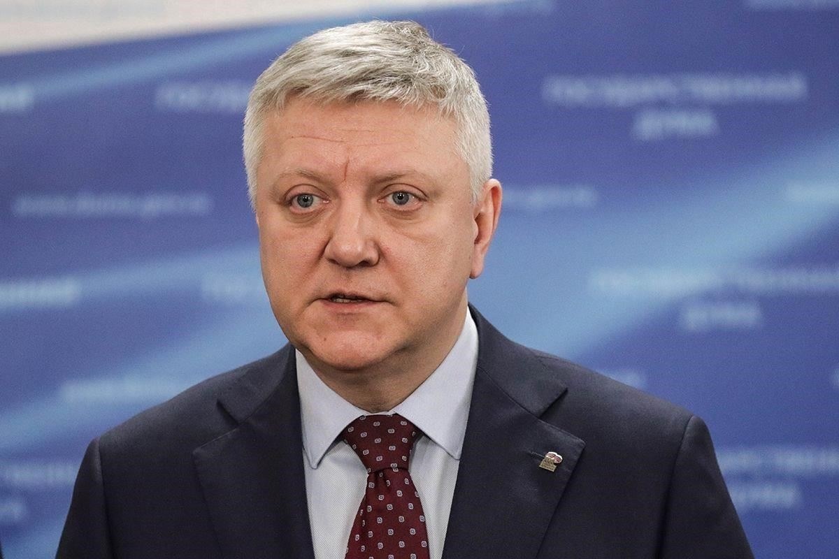 Ветеран должен быть резидентом юрисдикции, где запрашивается грант (муниципальной, штата или федеральной). В некоторых случаях ветераны, переехавшие из этого района, могут претендовать на грант, если они поддерживают тесные связи с общиной или военной базой.